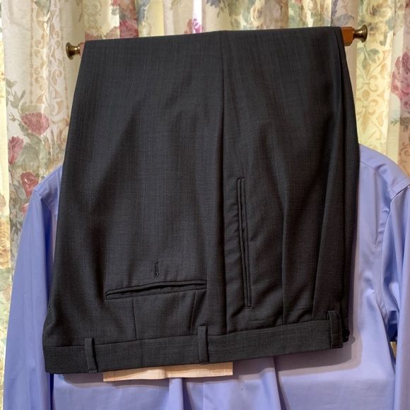 Mani Italian Suit Gray 44R - Picture 12 of 16